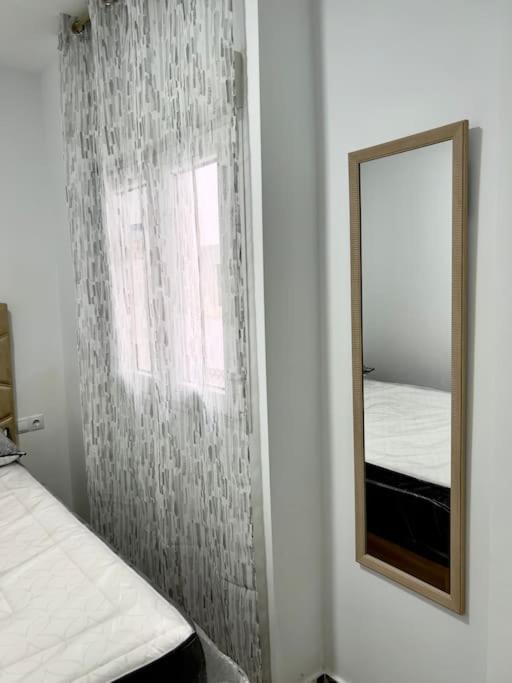 Rockside Residences Suites La Linea N1 La Línea de la Concepción 외부 사진