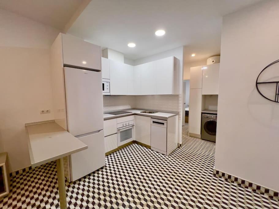 Rockside Residences Suites La Linea N1 La Línea de la Concepción 외부 사진